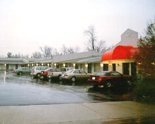 Red Carpet Inn Greensboro Buitenkant foto